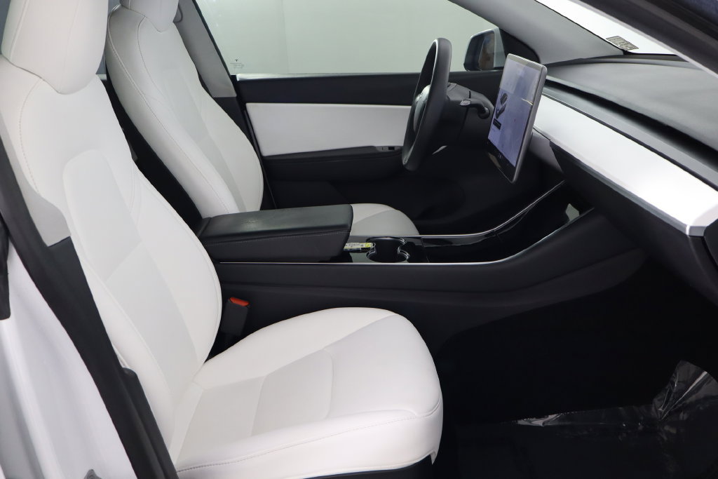 Used 2020 Tesla Model Y Long Range AWD/4WD image 16