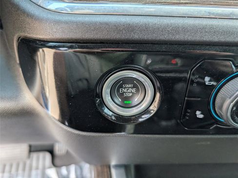 Used 2023 Chevrolet Silverado 1500 LT image 21