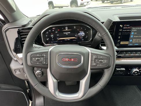 New 2026 GMC Sierra 1500 SLE w/ Preferred Package image 21