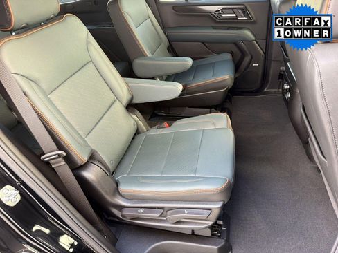 Used 2026 GMC Yukon AT4 w/ AT4 Premium Package AWD/4WD image 31