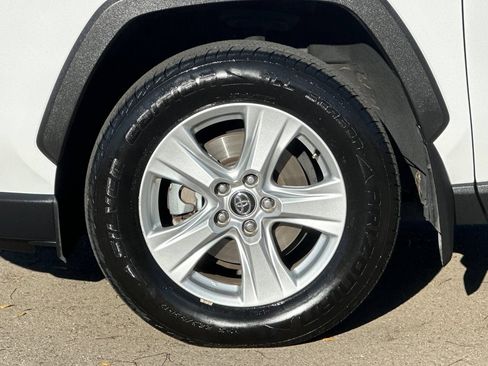Used 2020 Toyota RAV4 XLE w/ All Weather Liner Package FWD image 44