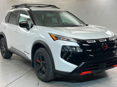 New 2026 Nissan Rogue SV w/ Rock Creek Premium Package AWD/4WD image 7