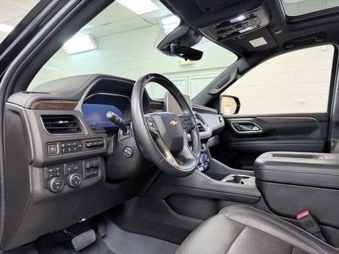 Used 2024 Chevrolet Tahoe High Country w/ Advanced Technology Package AWD/4WD image 16