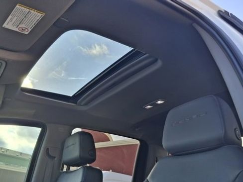 Used 2021 GMC Sierra 2500 Denali w/ Denali Ultimate Package image 18