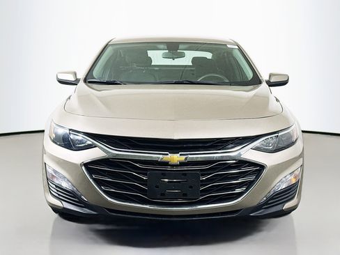 Used 2022 Chevrolet Malibu LT image 2