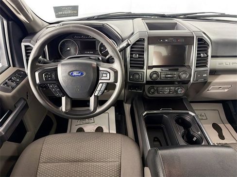 Used 2022 Ford F250 XLT w/ XLT Premium Package image 19