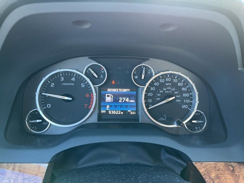 Used 2017 Toyota Tundra 1794 Edition image 8