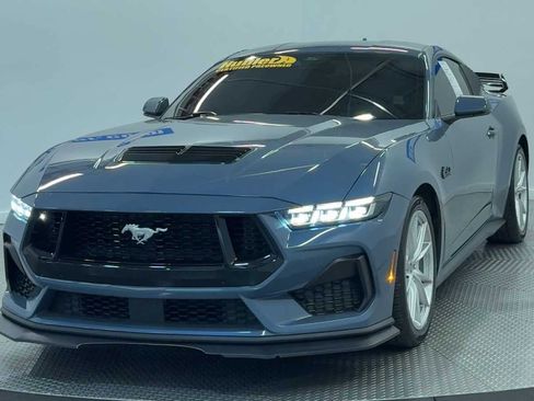 Used 2024 Ford Mustang GT Premium RWD image 3