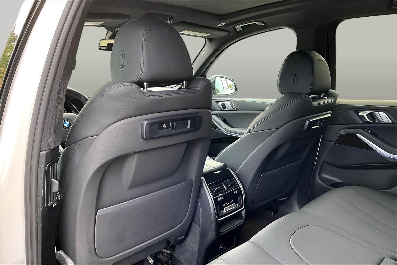 Used 2020 BMW X5 sDrive40i w/ Convenience Package RWD image 22