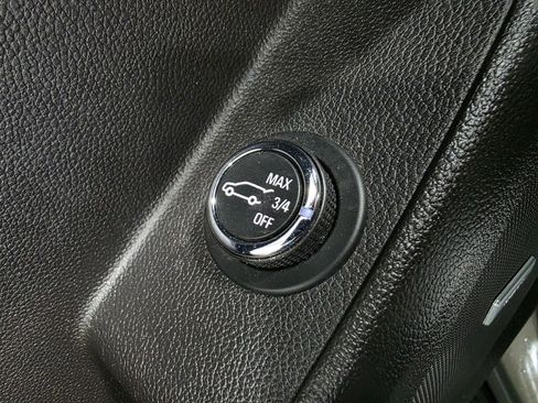 Used 2018 Chevrolet Traverse LT AWD/4WD image 20