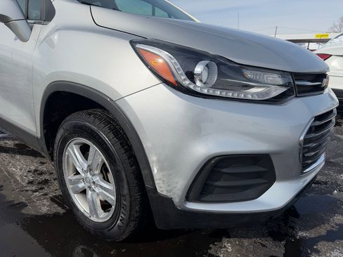 Used 2019 Chevrolet Trax LT w/ Driver Confidence Package image 22