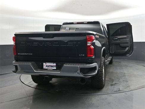 Used 2024 Chevrolet Silverado 2500 LTZ image 47