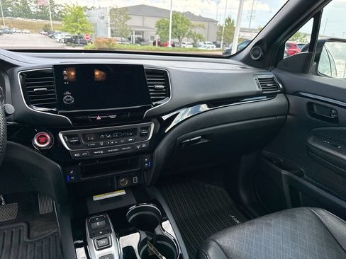 Used 2023 Honda Passport Elite image 20
