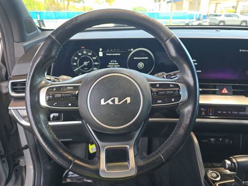 Used 2024 Kia Sportage SX image 7