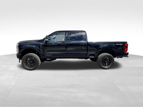 Used 2024 Ford F250 Lariat w/ Sport Appearance Package AWD/4WD image 2