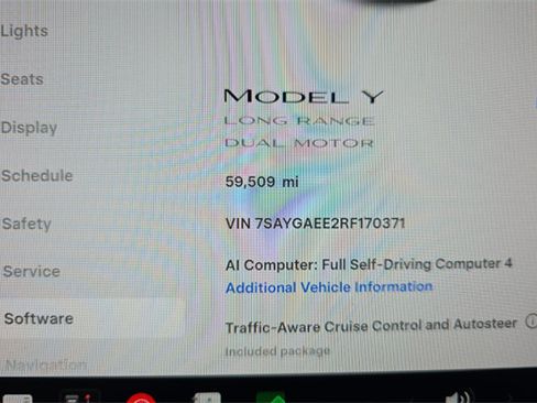 Used 2024 Tesla Model Y Long Range AWD/4WD image 12