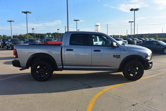 Used 2024 RAM 1500 Warlock AWD/4WD image 4