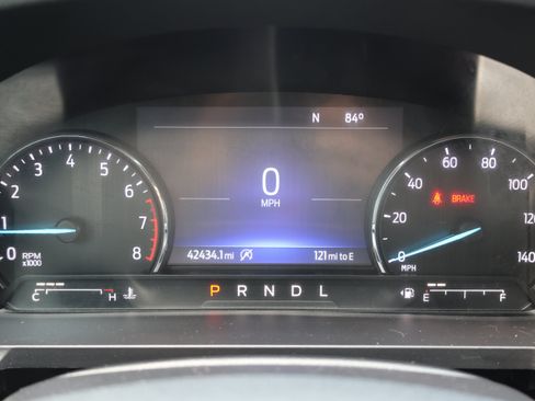 Used 2023 Ford Explorer XLT AWD/4WD image 33