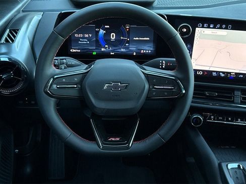 New 2026 Chevrolet Equinox EV RS image 14