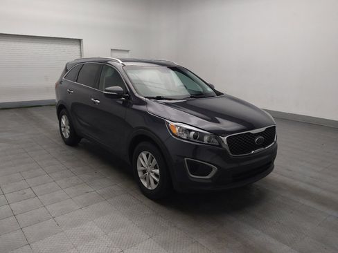 Used 2018 Kia Sorento LX image 13