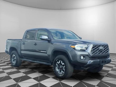 Used 2023 Toyota Tacoma TRD Off-Road image 1