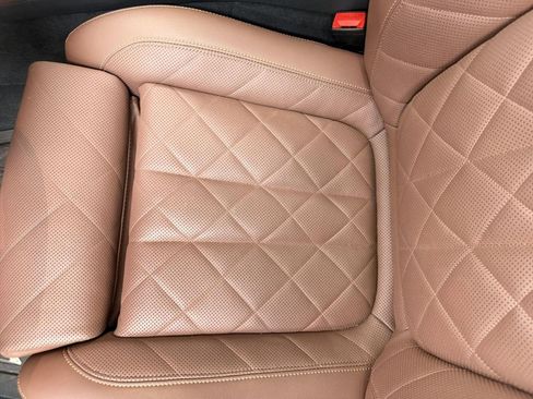 Certified 2023 BMW X7 xDrive40i w/ M Sport Package image 17