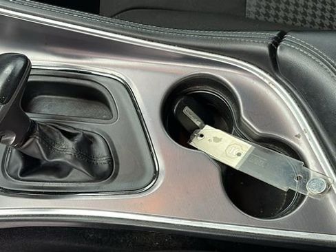 Used 2021 Dodge Challenger R/T Scat Pack w/ Scat Pack Stripe image 15