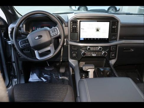 New 2025 Ford F150 XLT w/ Equipment Group 301A Standard image 17