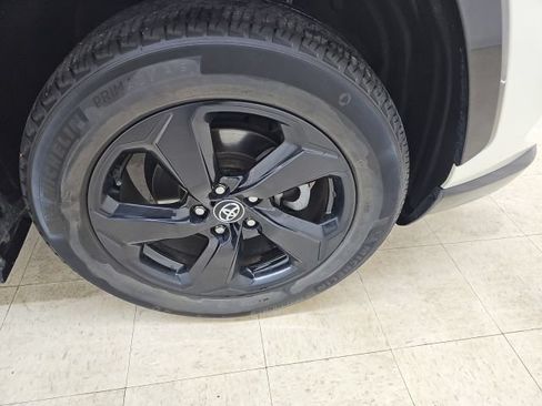 Used 2021 Toyota RAV4 XSE AWD/4WD image 20