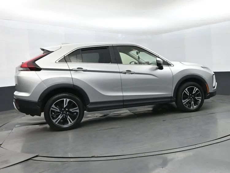Used 2024 Mitsubishi Eclipse Cross SE AWD/4WD image 4