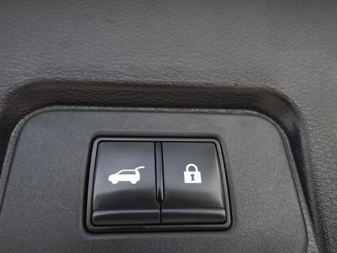 Used 2024 Nissan Rogue SV AWD/4WD image 47