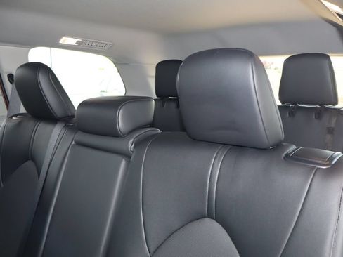 Used 2025 Toyota Grand Highlander AWD Hybrid image 33
