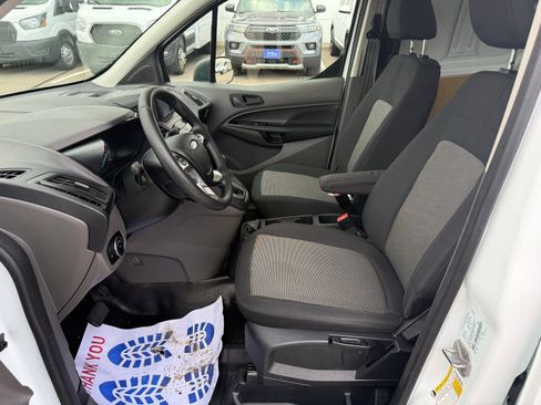 Used 2023 Ford Transit Connect XL FWD image 4