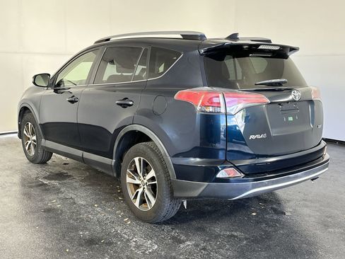 Used 2018 Toyota RAV4 XLE image 8
