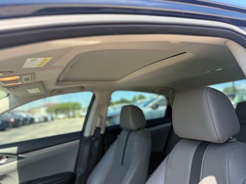 Used 2019 Honda Civic EX-L image 8