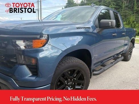 Used 2024 Chevrolet Silverado 1500 Custom w/ Turbomax Blackout Package AWD/4WD image 7
