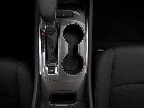 Used 2023 Chevrolet Malibu LT image 22