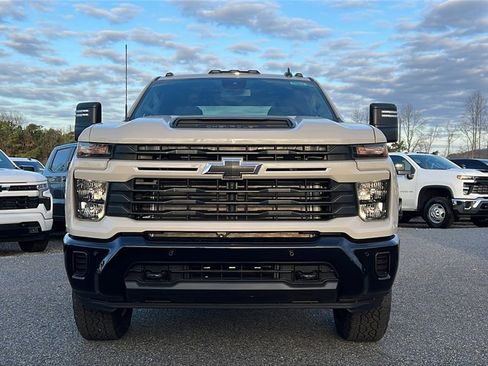New 2026 Chevrolet Silverado 2500 Custom w/ Custom Value Package image 2