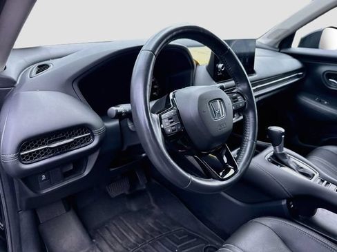 Used 2024 Honda HR-V EX-L image 11