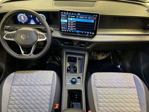 New 2025 Volkswagen Tiguan S image 12