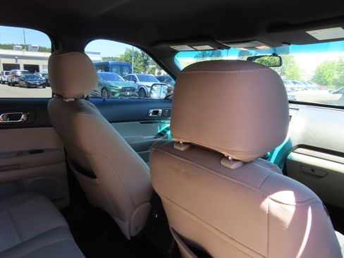 Used 2014 Ford Explorer 4WD image 28