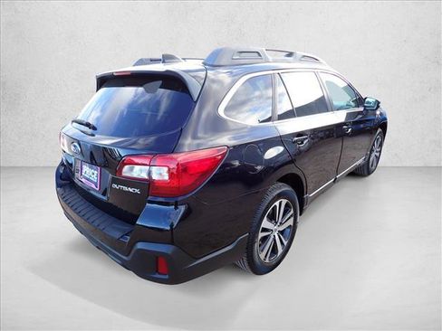 Used 2019 Subaru Outback 2.5i Limited image 4