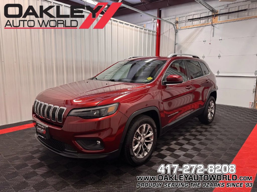 Used 2019 Jeep Cherokee Latitude Plus FWD image 1