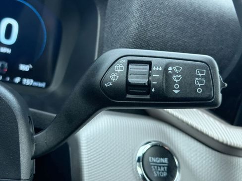 Certified 2025 Ford Explorer Active w/ Active Comfort Package image 27