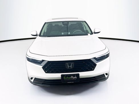 Used 2023 Honda Accord EX image 2