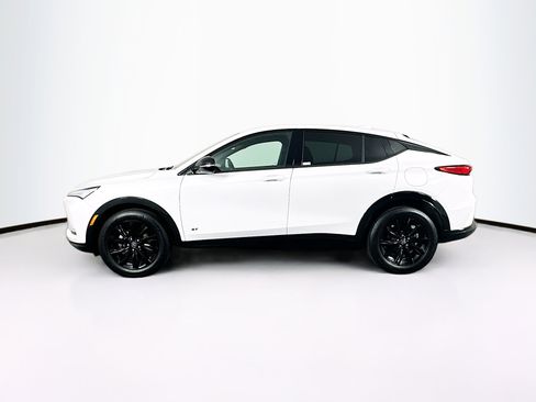 Used 2025 Buick Envista Sport Touring image 4