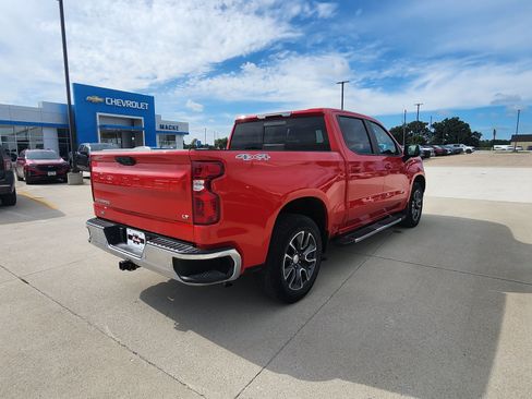 Used 2022 Chevrolet Silverado 1500 LT w/ All Star Edition Plus AWD/4WD image 5