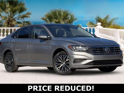 Used 2021 Volkswagen Jetta SE w/ SE Cold Weather Package