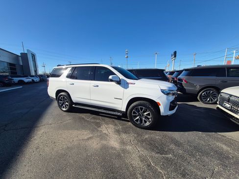 Used 2022 Chevrolet Tahoe Z71 w/ Luxury Package image 1