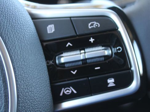 New 2026 Kia Carnival SX Prestige FWD image 41